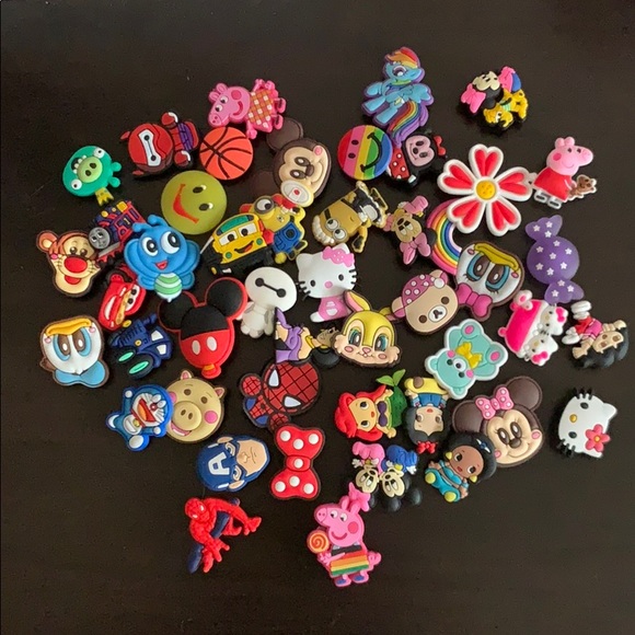 Lots of Croc Jibbitz (set of all of them) - Picture 1 of 5